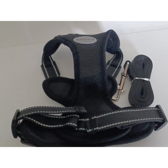 AVCCAVA Pet Harness With Leash Soft Breathable Reflective Strip Size: SM Black - Picture 11 of 13